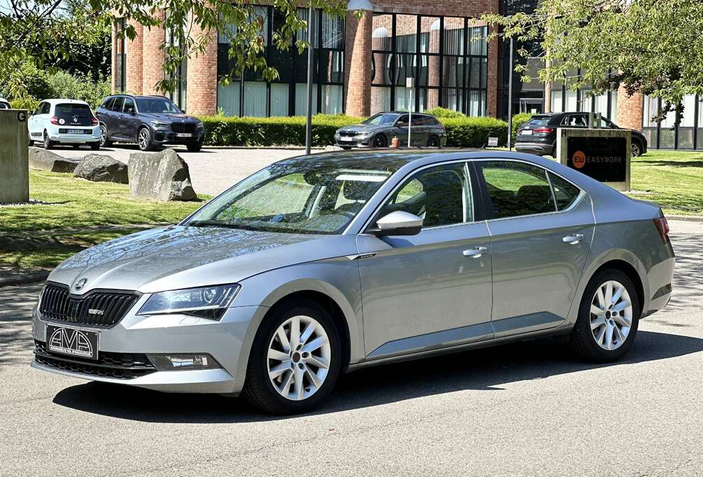 Skoda 1.6 CR TDi RS STYLE XENON CUIR/ALCANTARA NAVI