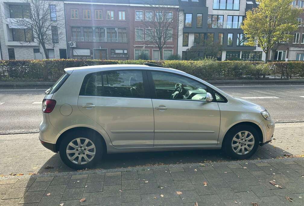 Volkswagen 1.4 TSI DSG Tour