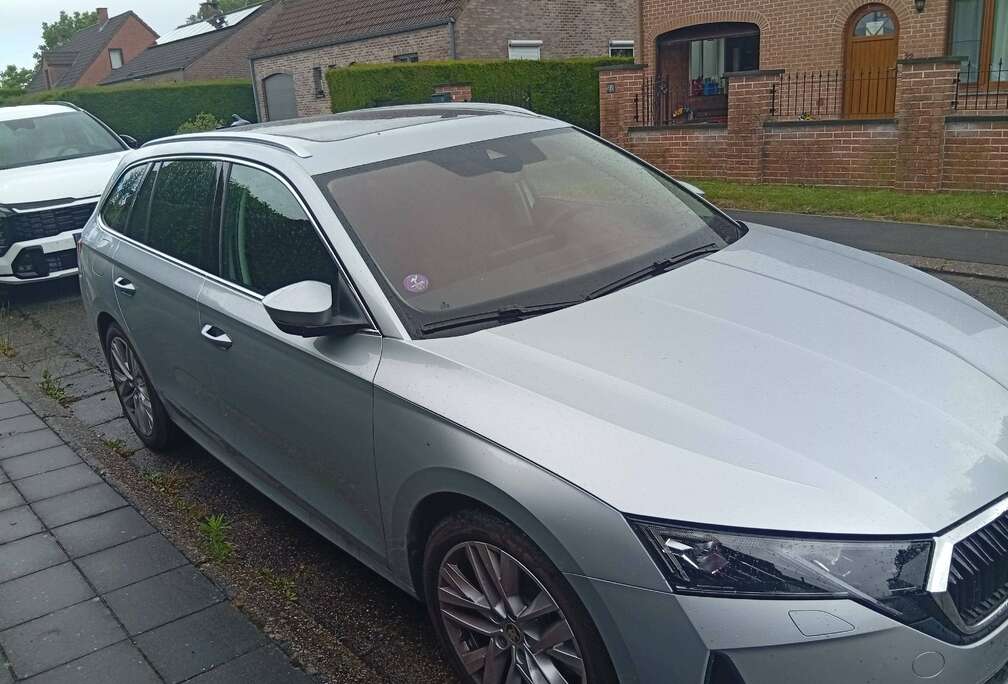 Skoda Octavia Combi 1.5 TSI eTec MHEV Selection DSG