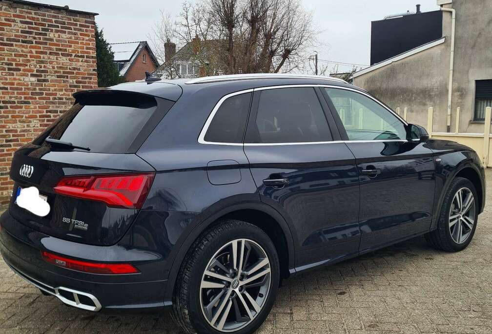 Audi 55 TFSI e quattro S tronic