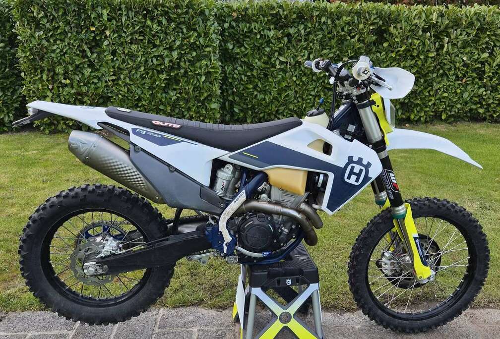 Akrapovic