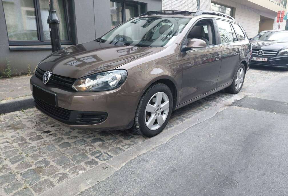 Volkswagen Golf SW 1.6 CR TDi Trendline DPF