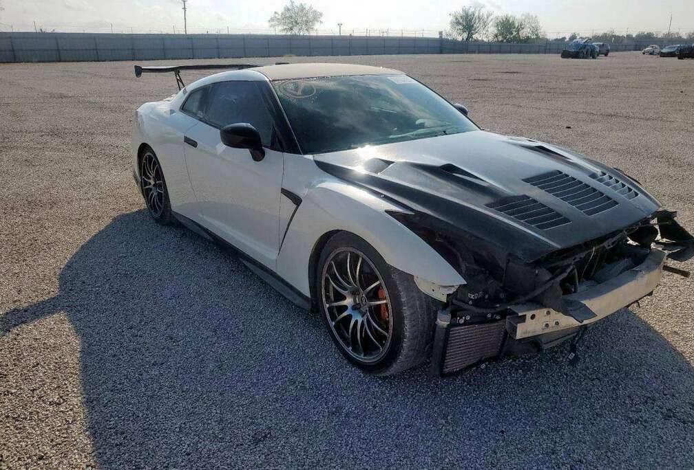 Nissan GT-R 3.8 Turbo V6 Pure