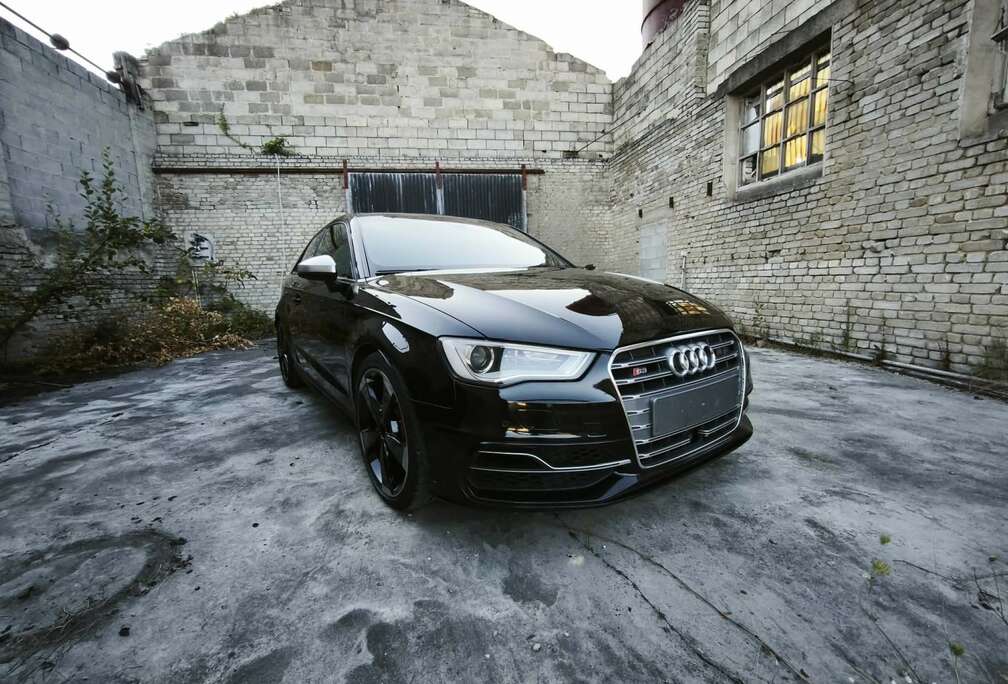 Audi 2.0 TFSI Quattro S tronic