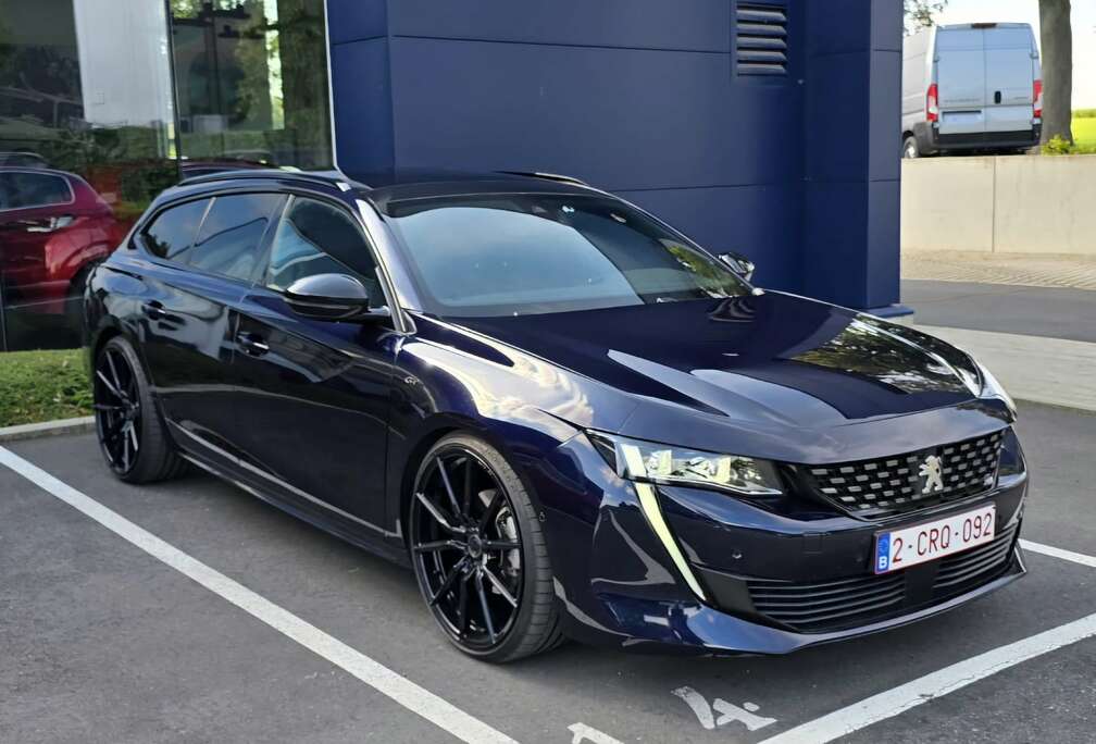 Peugeot SW+1.5+BlueHDi+GT+S