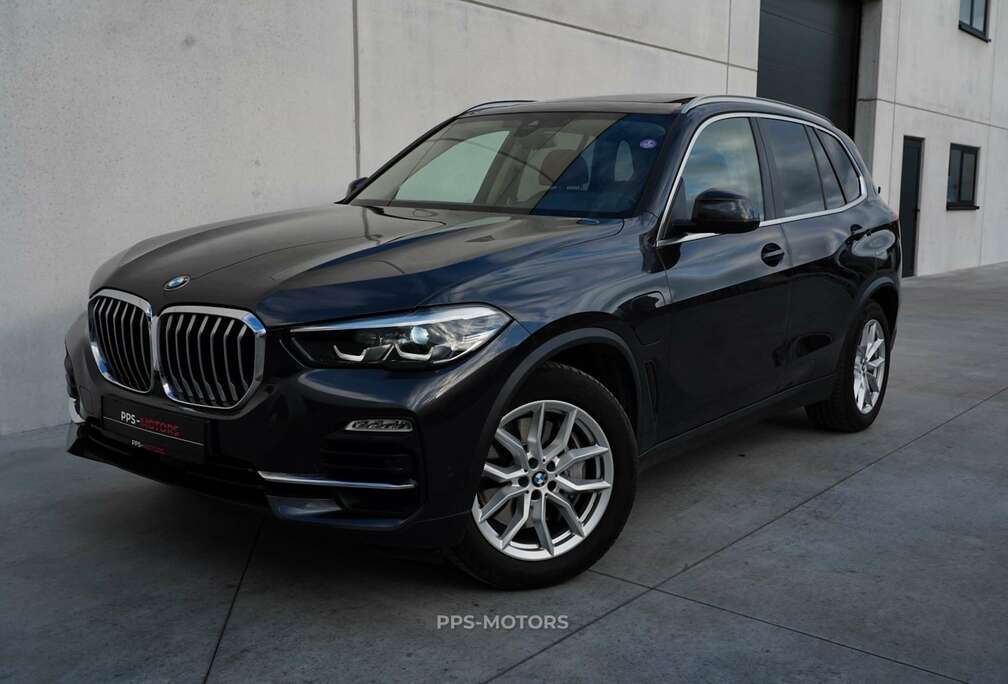 BMW xDrive45e PANO  TREKHAAK  1STE EIGENAAR  MARGE