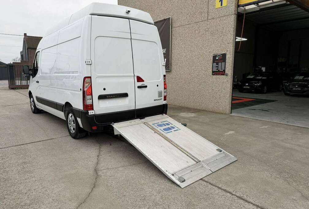 Renault 2.3 dCi 35 L2H3  ELEVATEUR ARRIERE