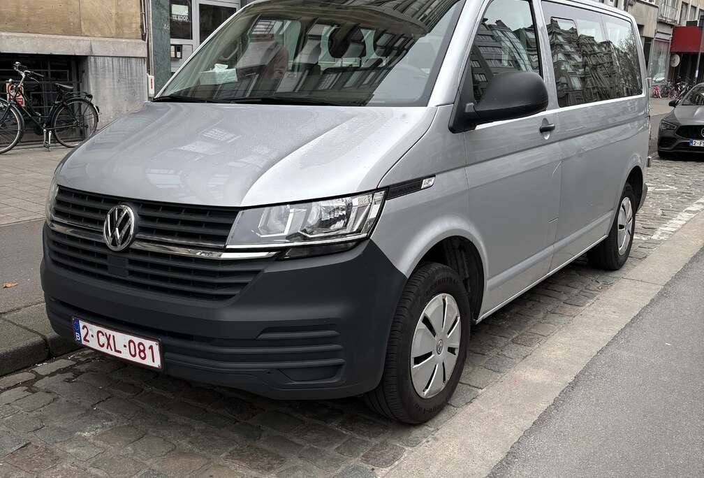 Volkswagen Kombi 9 Plaats