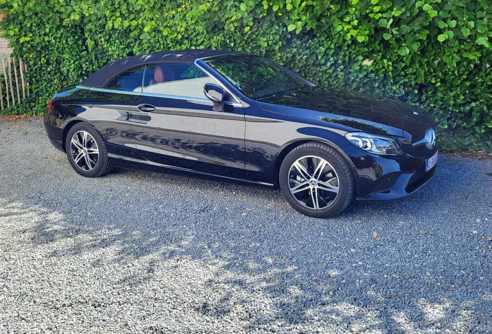 Mercedes-Benz Cabriolet C 200 MHE