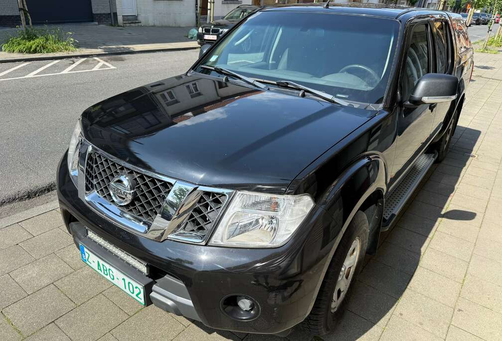 Nissan 2.5 dCi 114000KM ETAT IMPECCABLE CT GARANTIE