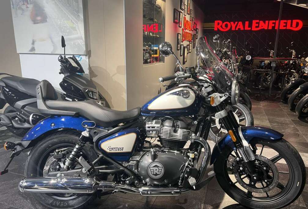 Super Meteor 650 Bleu  Celestial