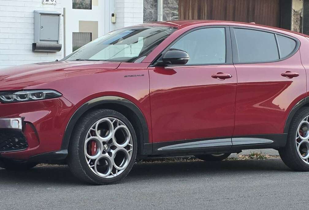 Alfa Romeo alfa tonale série spéciale garantie 2028 full  opt