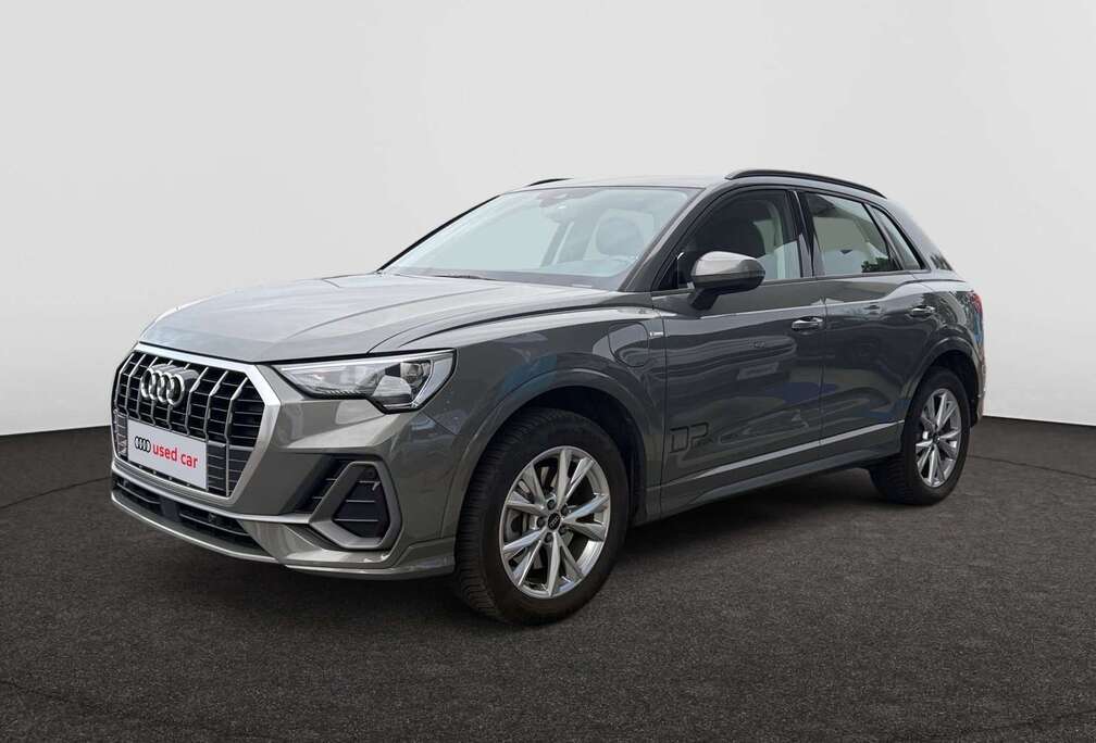 Audi Audi Q3  S line 45 TFSI e  180(245) kW(ch) S tronic