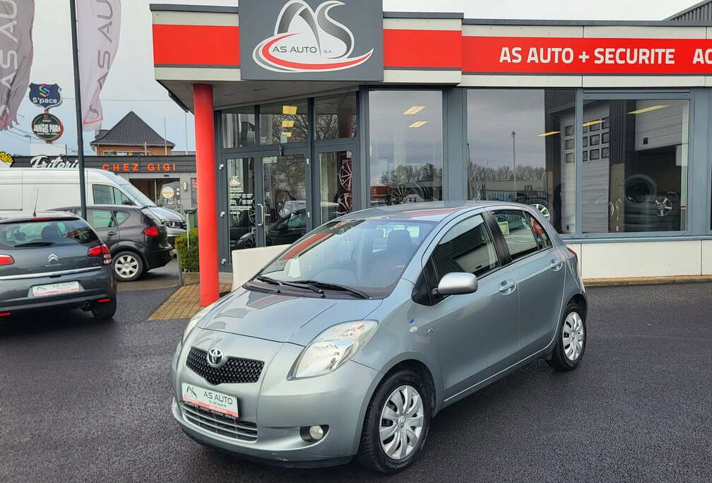 Toyota 5P 1.4 D-4D 90cv LUNA \