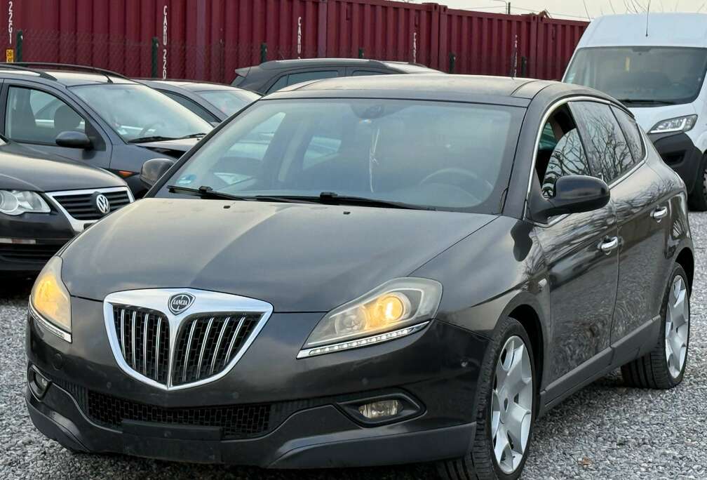 Lancia Delta 1.6 Multijet Argento - AUTOMAT - AIRCO