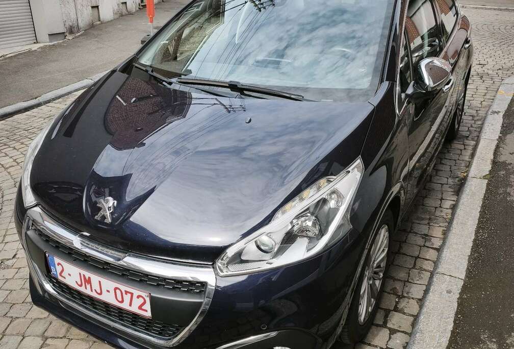Peugeot 1.2 PureTech 82ch S&S ETG5 Active Business