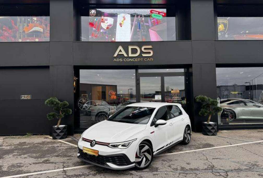 Volkswagen GTI VIII Clubsport 2.0 TSI 300CV
