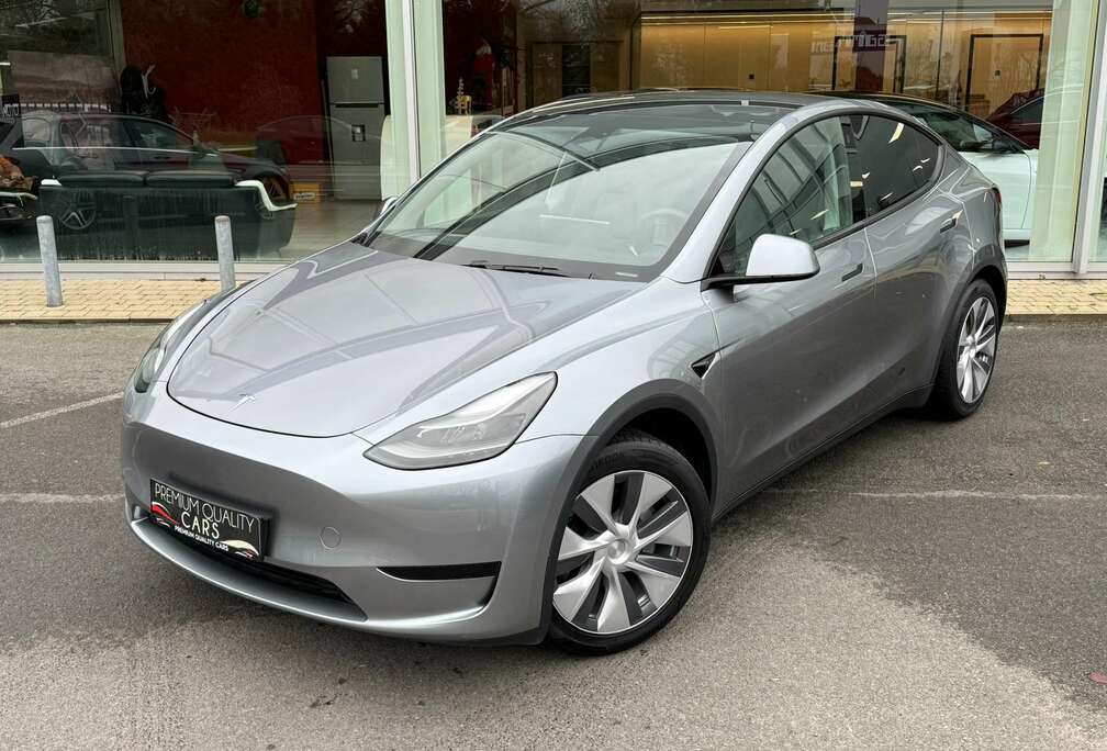 Tesla QUICKSILVER / TREKHAAK / PANO / ZETELVERWARMING /