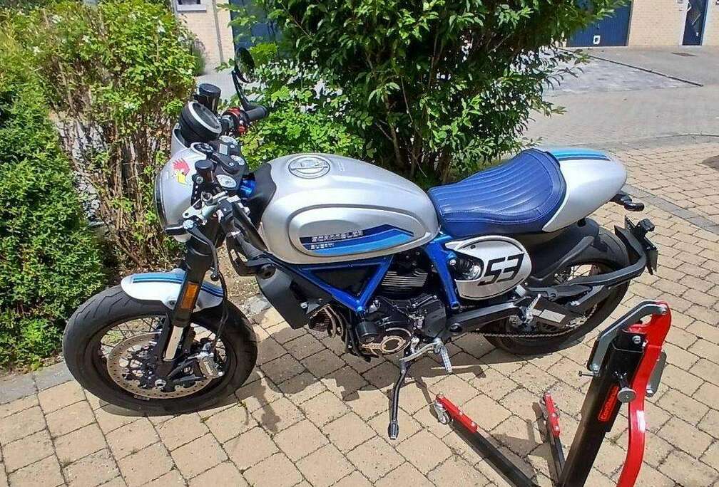 Café Racer