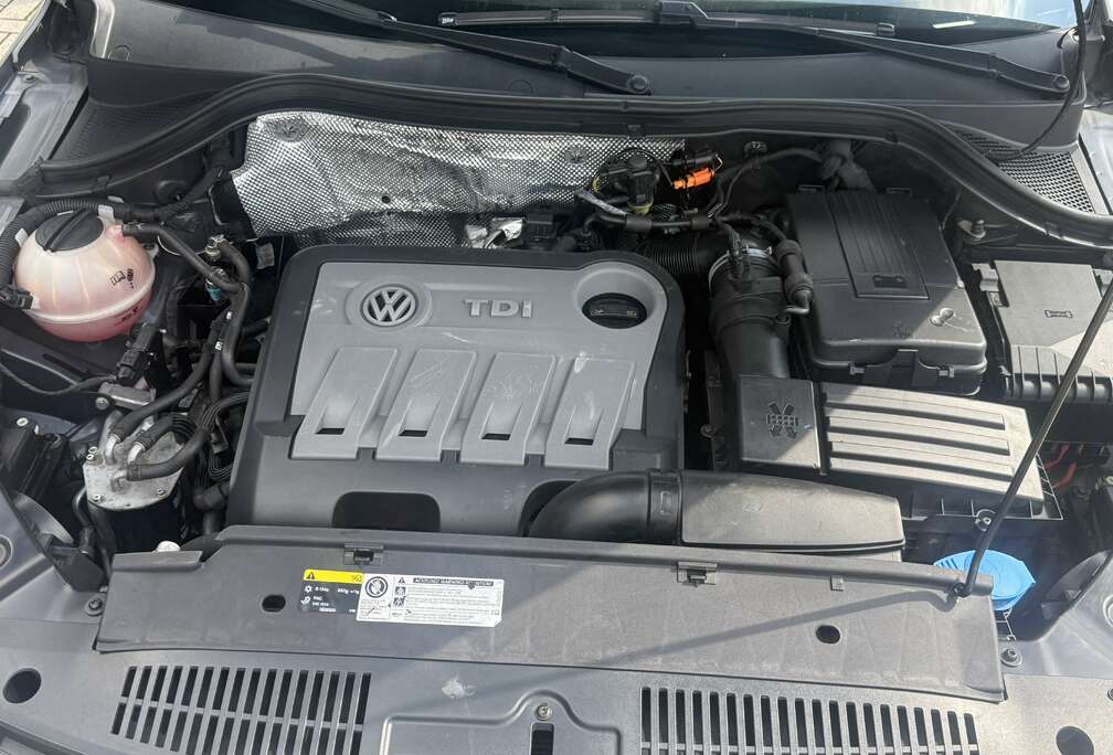 Volkswagen 2.0 CR TDi Sport & Style BMT