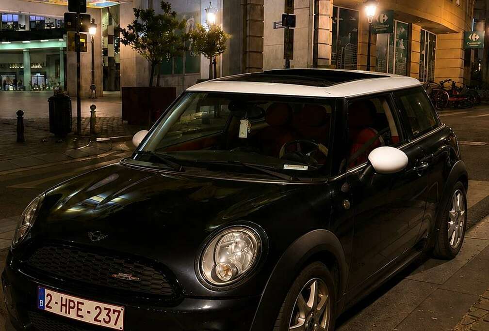 MINI 1.6i Édition John Cooper Works