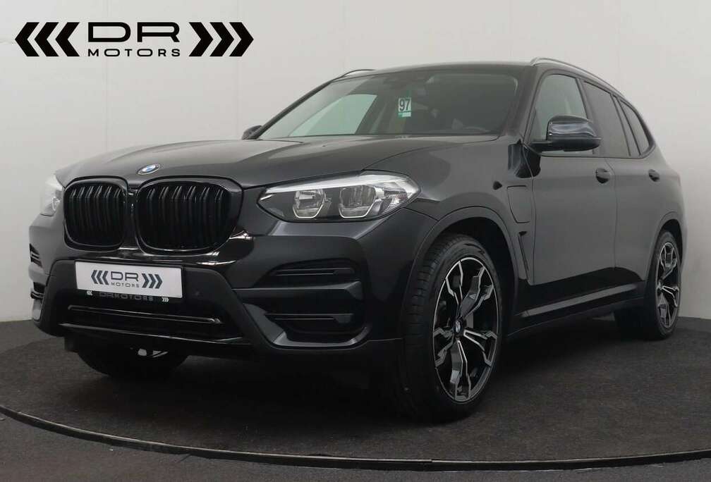 BMW 30e- HYBRIDE - x Drive - LEDER - TREKHAAK - TOP...