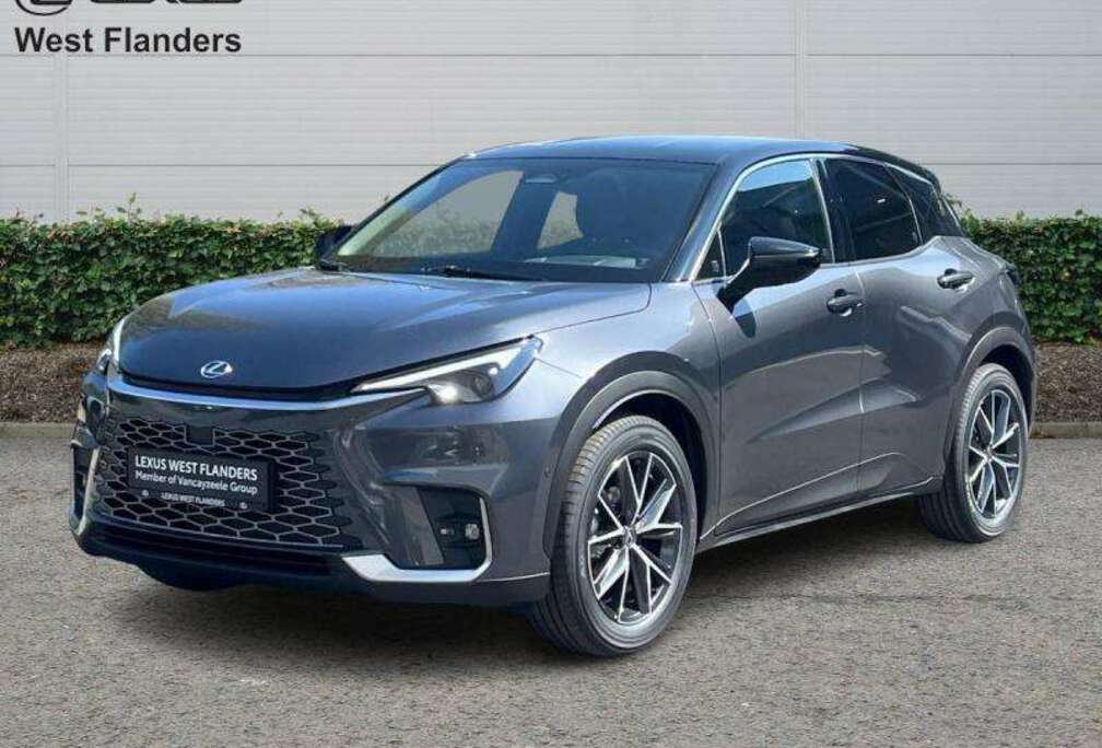 Lexus COOL + Privilege Pack