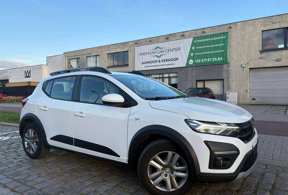 Dacia Sandero 1.0 TCe / Zeer weinig KM / Nieuwstaat / Benzine / 12 Maanden Garantie /