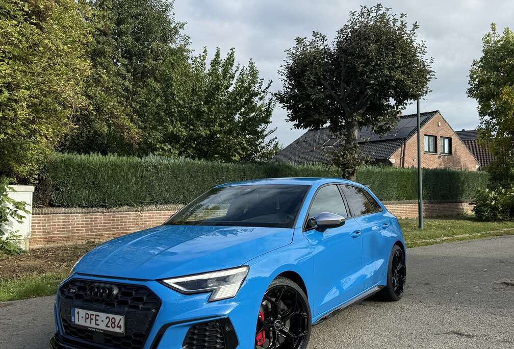 Audi Sportback 2.0TFSI Quattro/TURBO BLUE/B&O/RS-SEATS/MATRIX/ACC/CARPLAY/CAMERA/MAXTON/EXHAUST/SUMMER&WINTER WHEELS