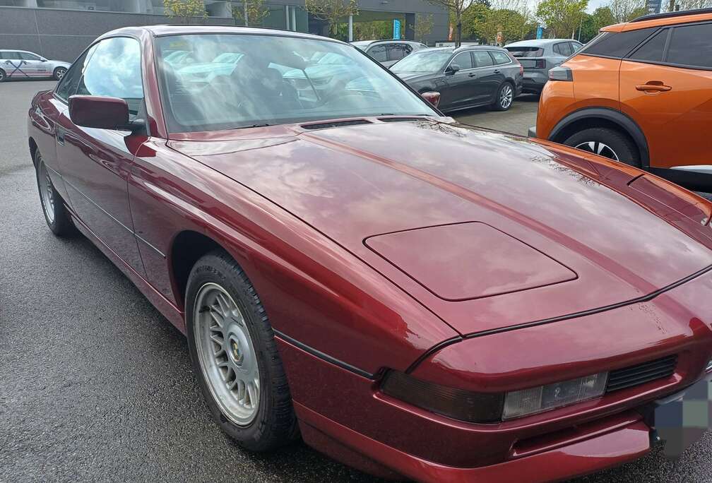 BMW BMW 850 i A 5.0 V12 bordeaux cuir noir