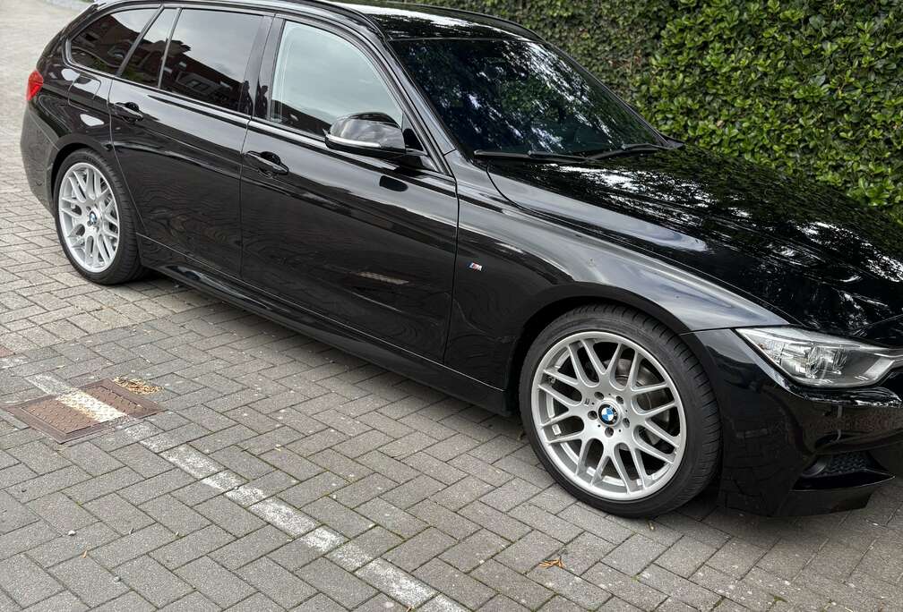BMW 318d Touring Aut. Sport Line