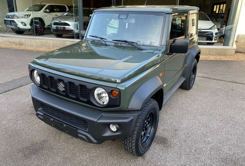 Suzuki Jimny 1.5i 4x4 GL