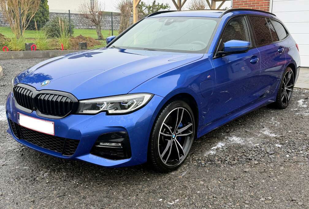 BMW BMW 330e xDrive Touring M Sport/FULL OPTIONS