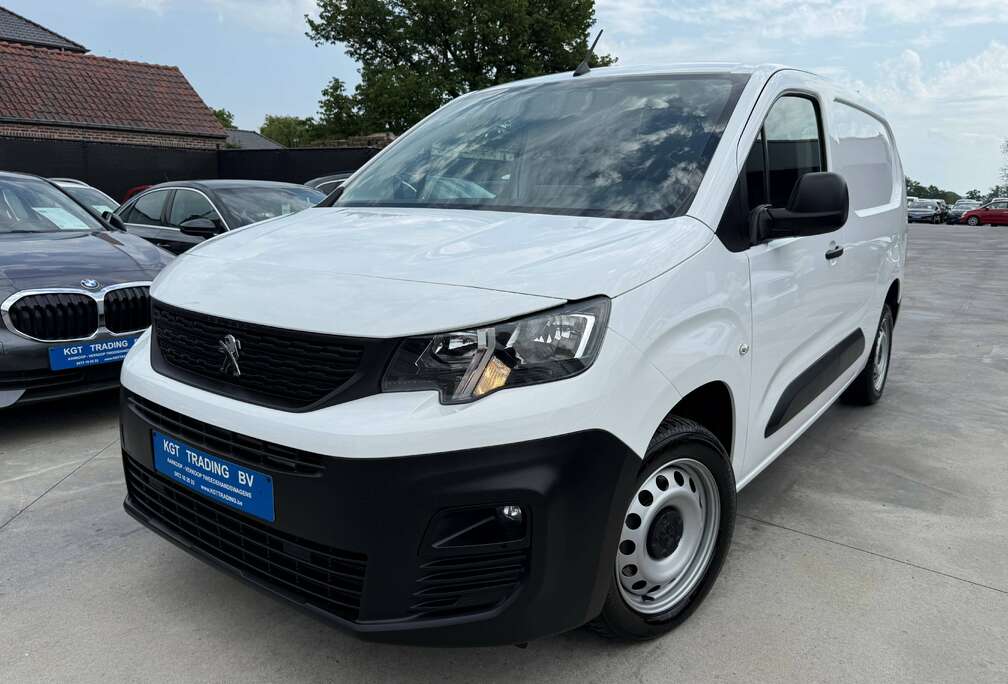 Peugeot 1.5 BLUEHDI L2 CARPLAY BLUETOOTH PARKEERSENSOREN A/C