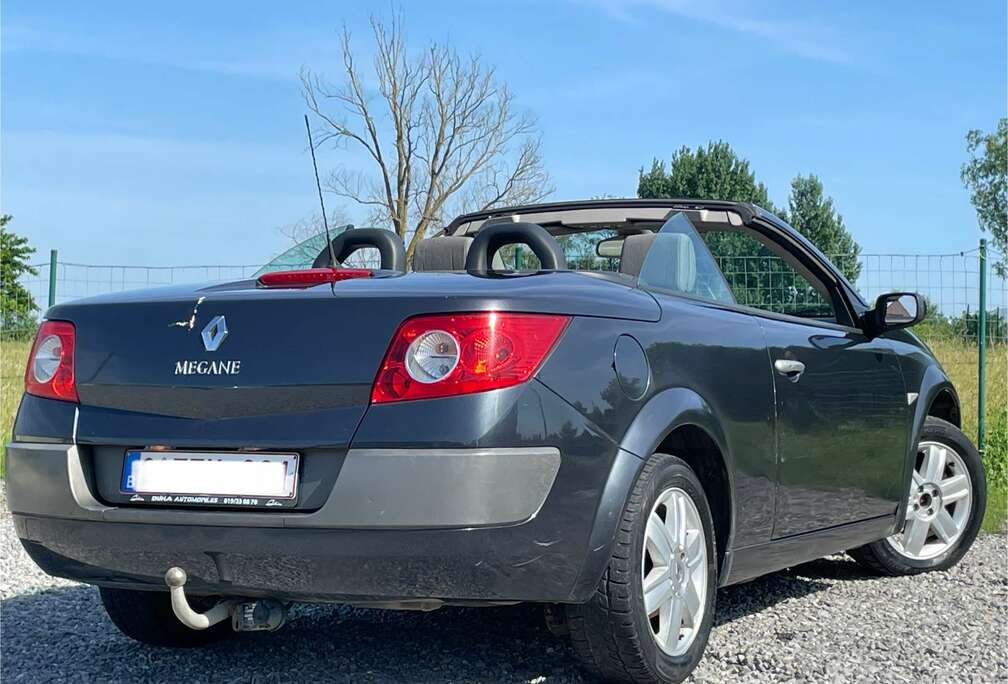 Renault Cabriolet 1.6 Essence/ Euro4/ Clim/ Semi-cuir
