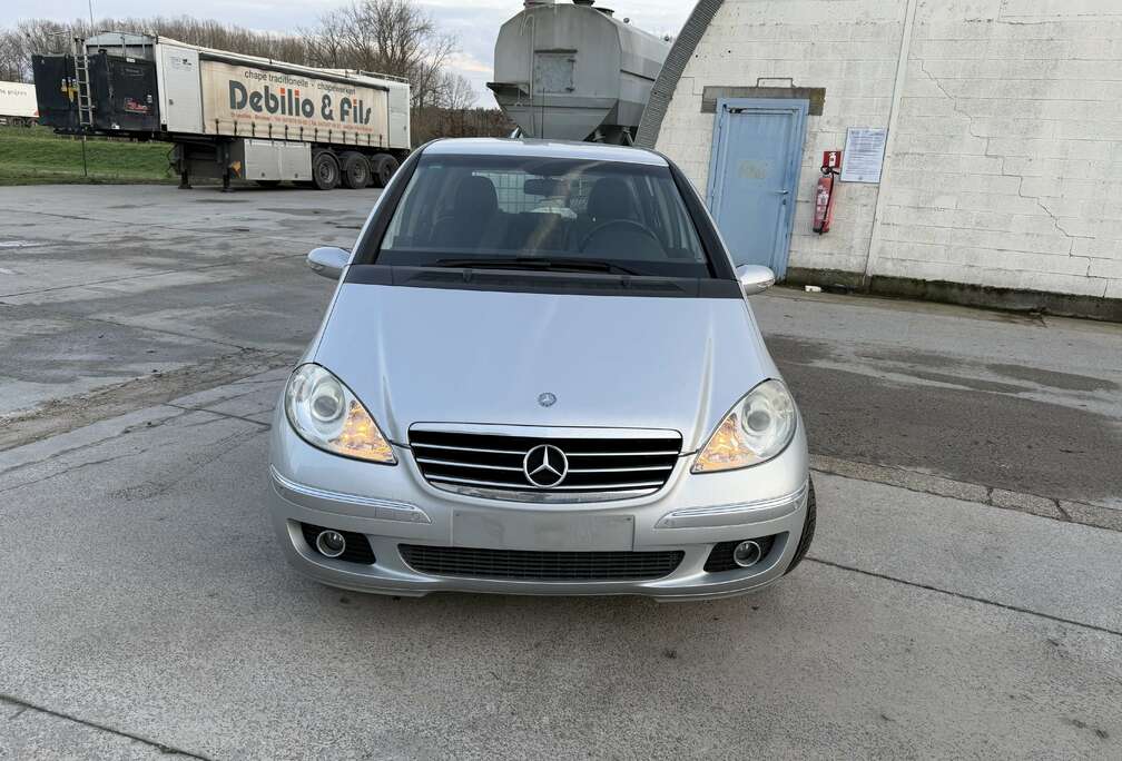 Mercedes-Benz Elegance