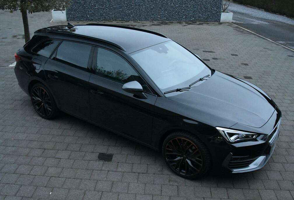 ST 1.4 e-Hybrid PHEV DSG 204Pk Cam/19\