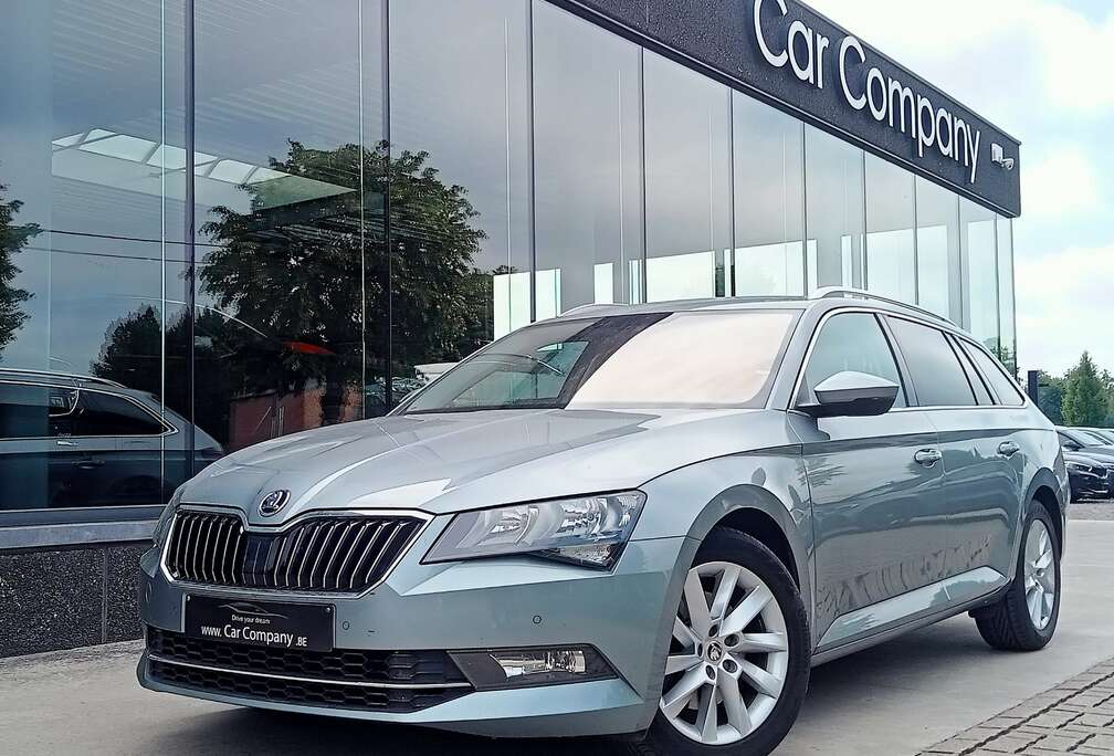 Skoda Superb Combi 2.0 TDI DSG*GPS*CAMERA*DAB*TREKHAAK
