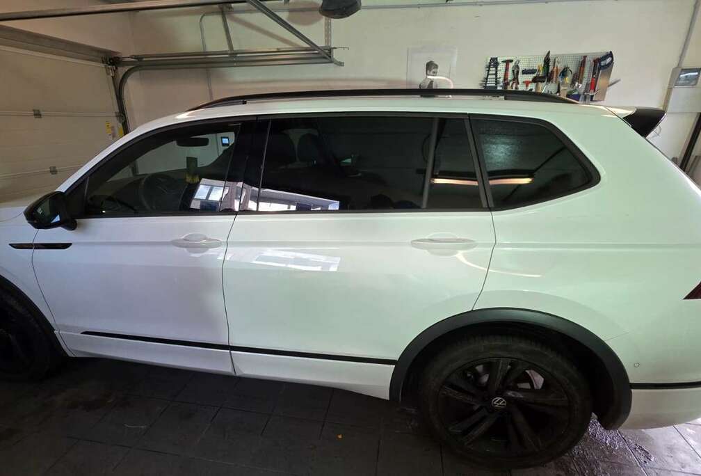 Volkswagen Tiguan Allspace 1.5 TSI Elegance DSG R-line Business Premium 7pl. OPF DSG