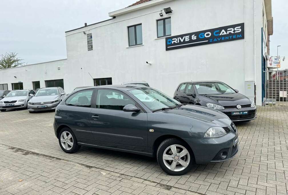 SEAT 1.4 TDi Reference ** 1 JAAR GARANTIE **