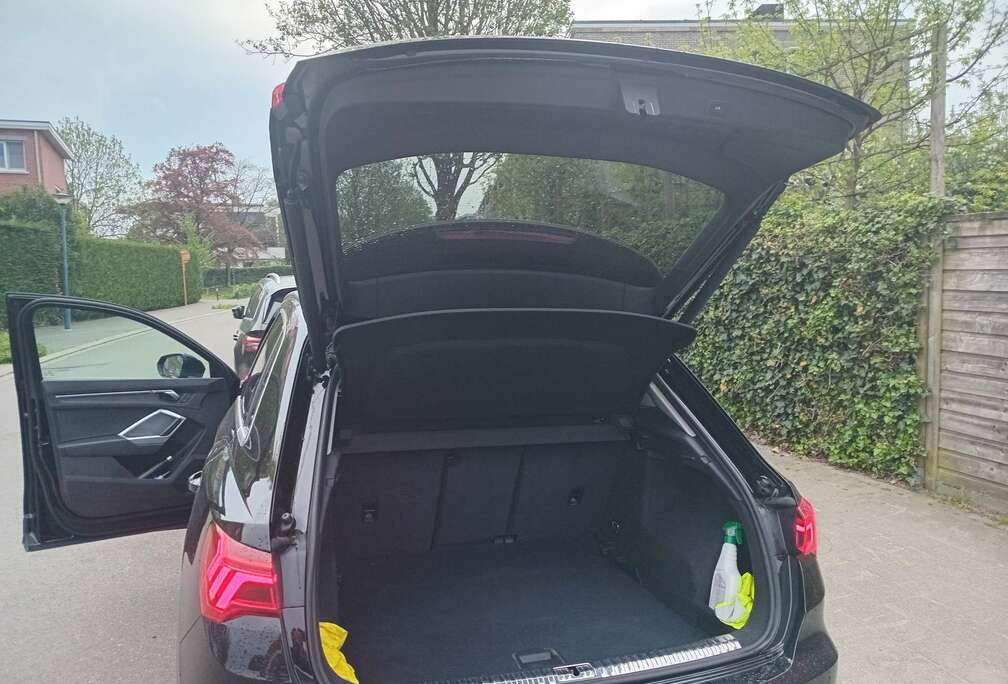Audi Q3 35 tfsi S-line S tronic automaat panodak