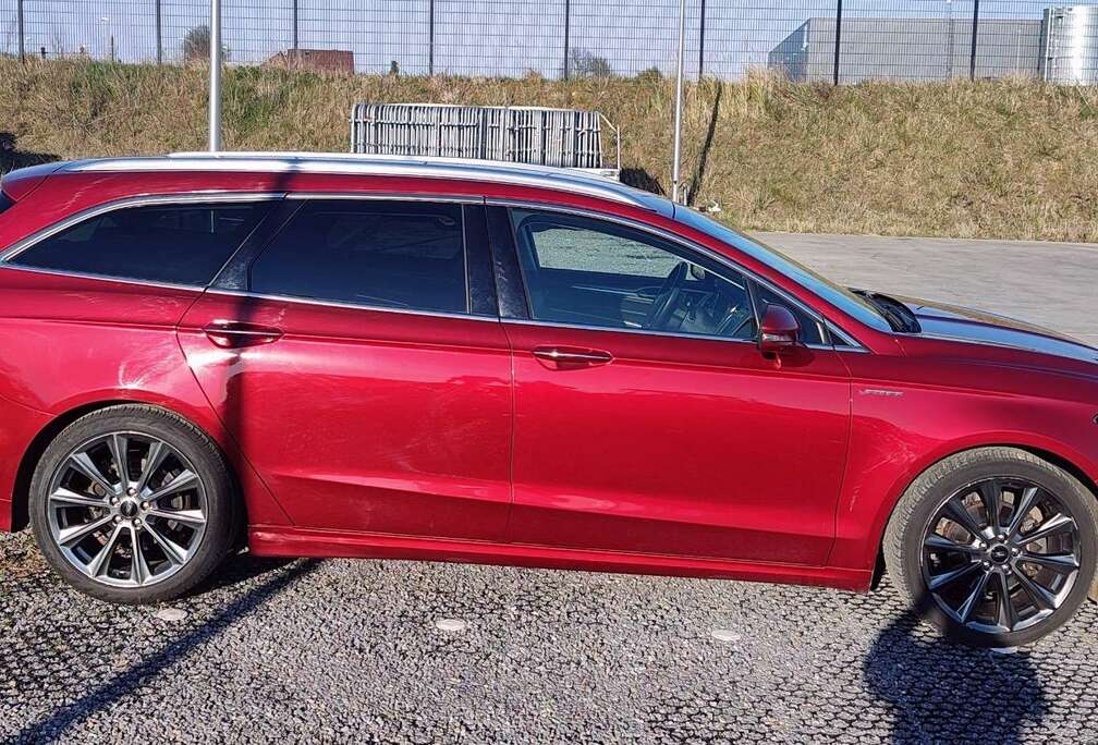 Ford 2.0 Turbo ECOboost Vignale full option