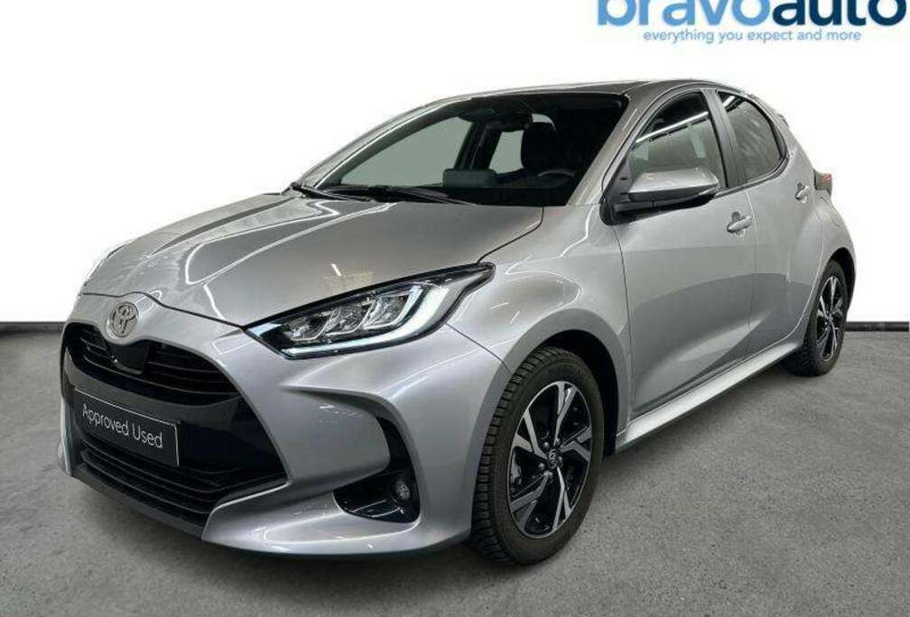 Toyota Teamplayer + All Season tyres