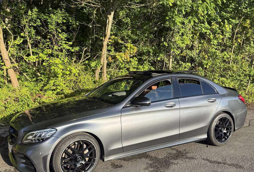 Mercedes-Benz Business Solution