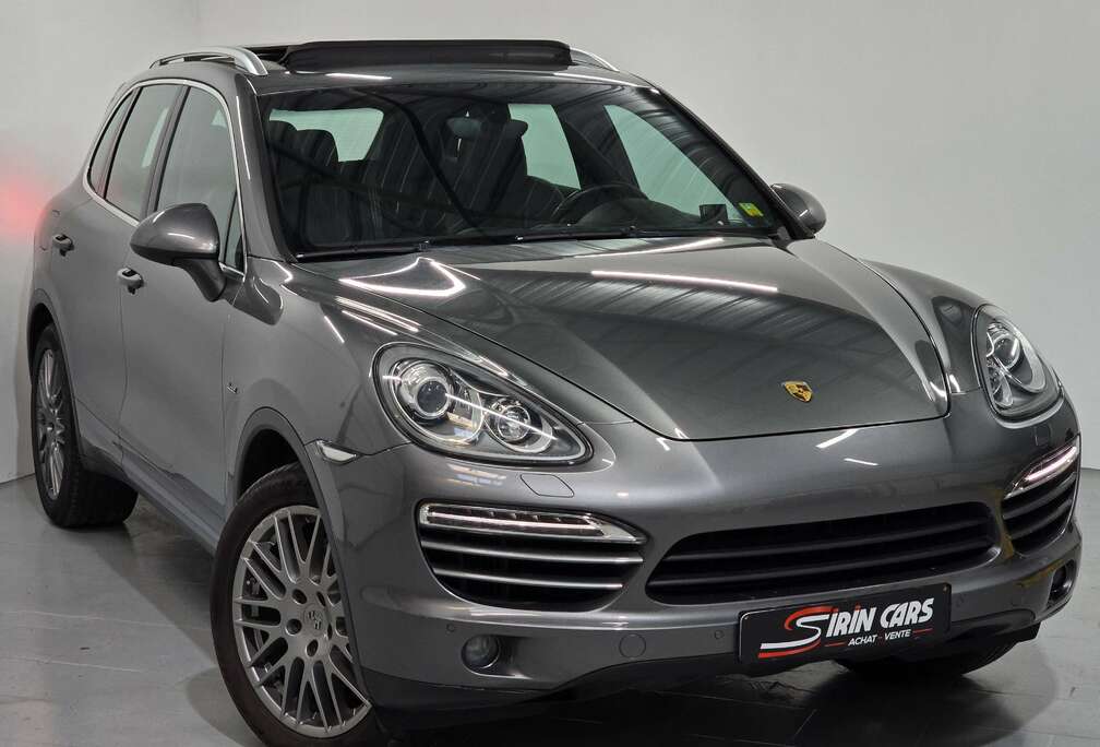 Porsche 3.0 D V6  Toit Panoramique  1ier propriétaire  SUIVI PORSCHE  GARANTIE 12MOIS