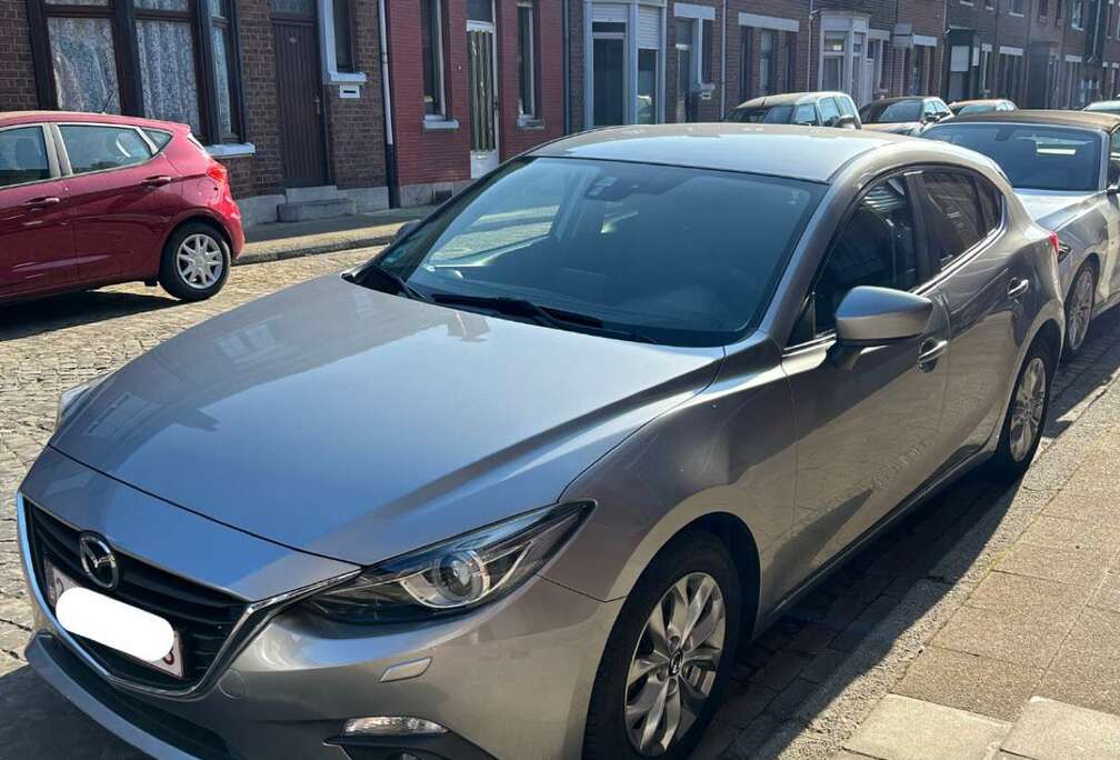Mazda 1.5i Skydrive