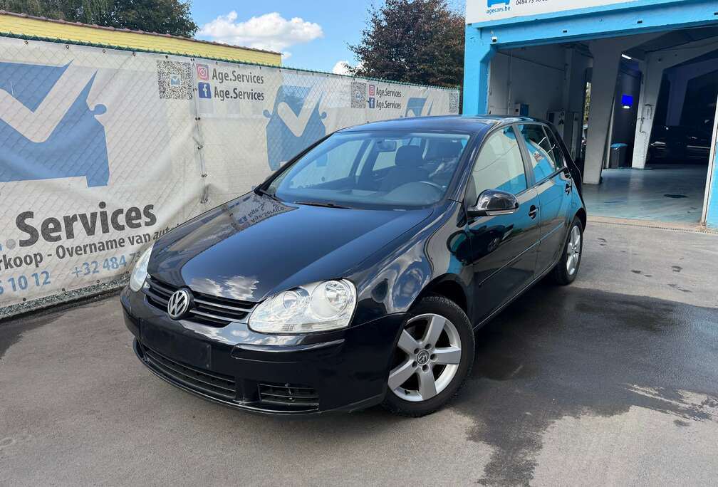Volkswagen Golf 2.0i 16v FSI Sportline Tiptronic