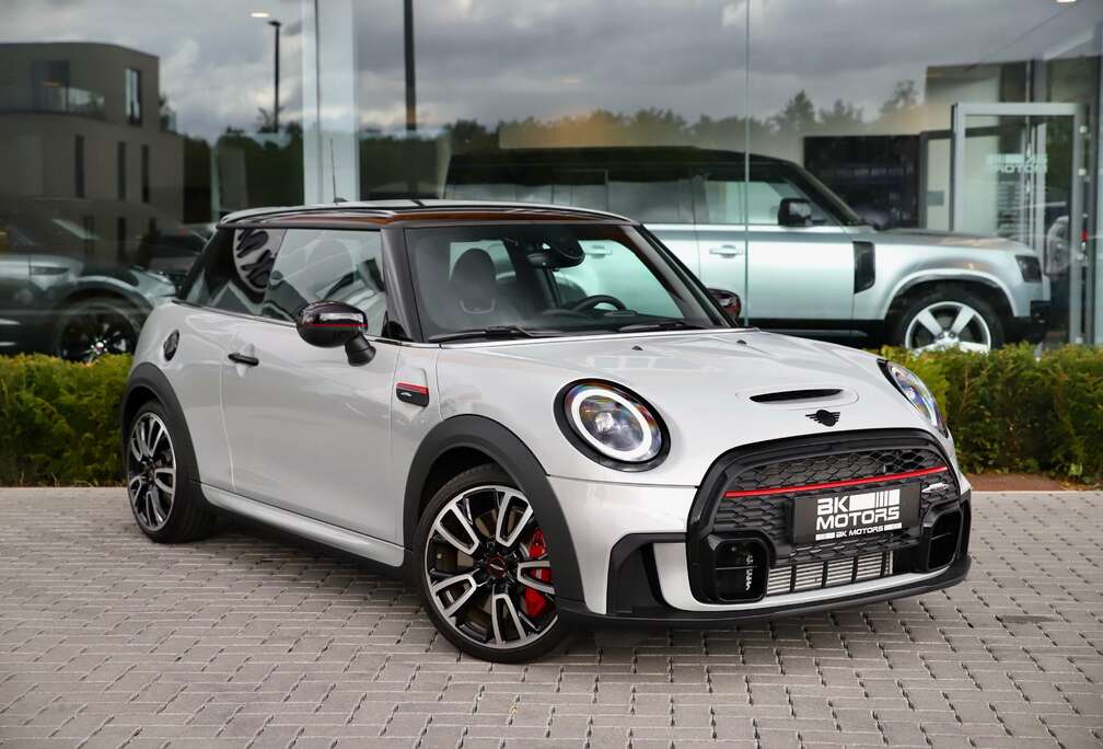 MINI 2.0AS DCT - CarPlay - Adaptive LED - Cruise - DAB - Ambiant - Lane Assist - Navi - ...