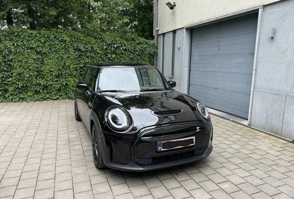 MINI Mini Cooper SE Classic Trim