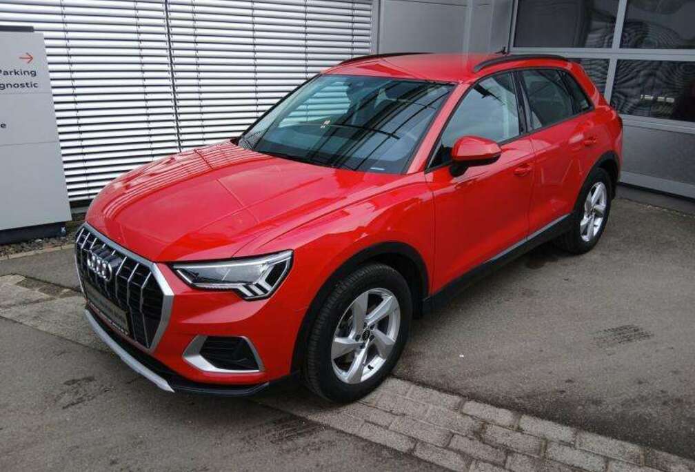 Audi Advanced 40 TDI quattro s-tronic